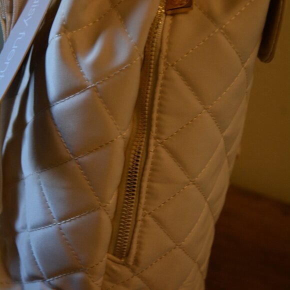 Daisy Fuentes Women Quilted Nylon Backpack Cream NWT - Picture 8 of 11